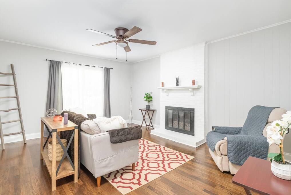 Ferienwohnung Spotless 4Br Near Clt Uptown, Fast Wi-Fi Charlotte Exterior foto
